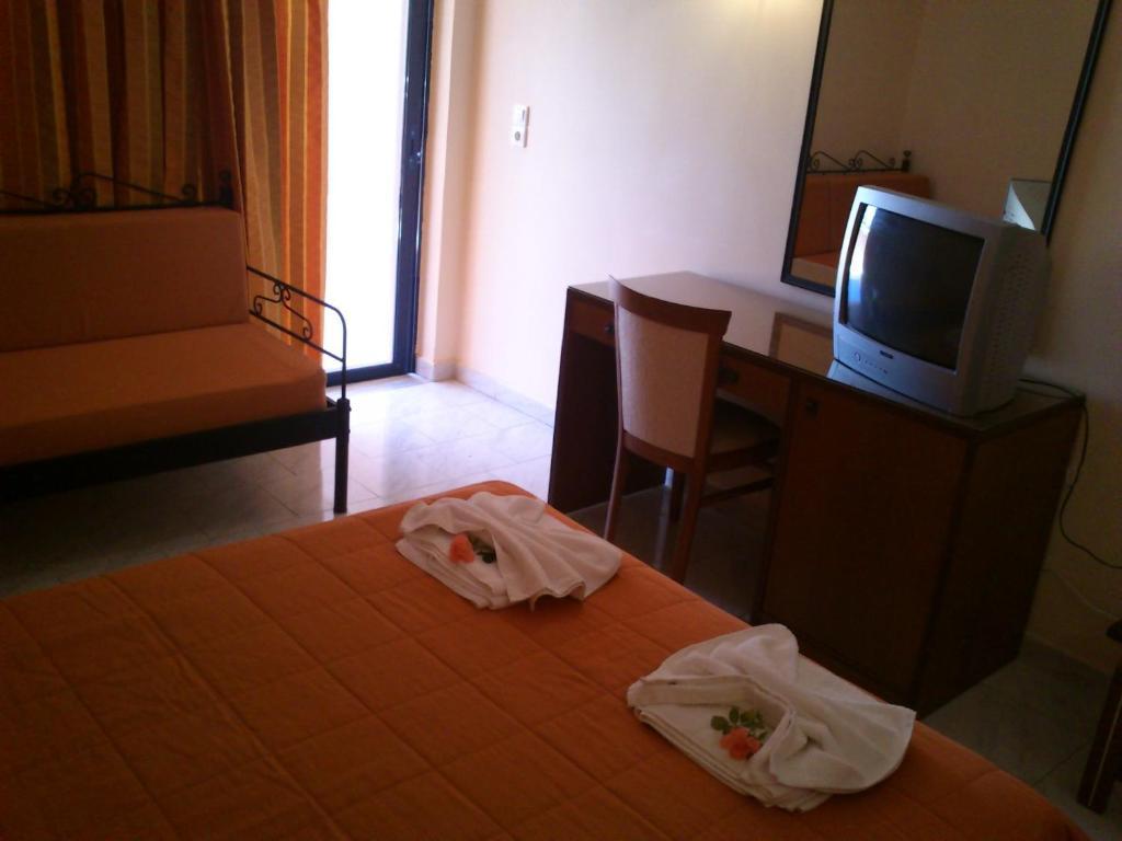 Roseland'S Hotel Marmari  Room photo