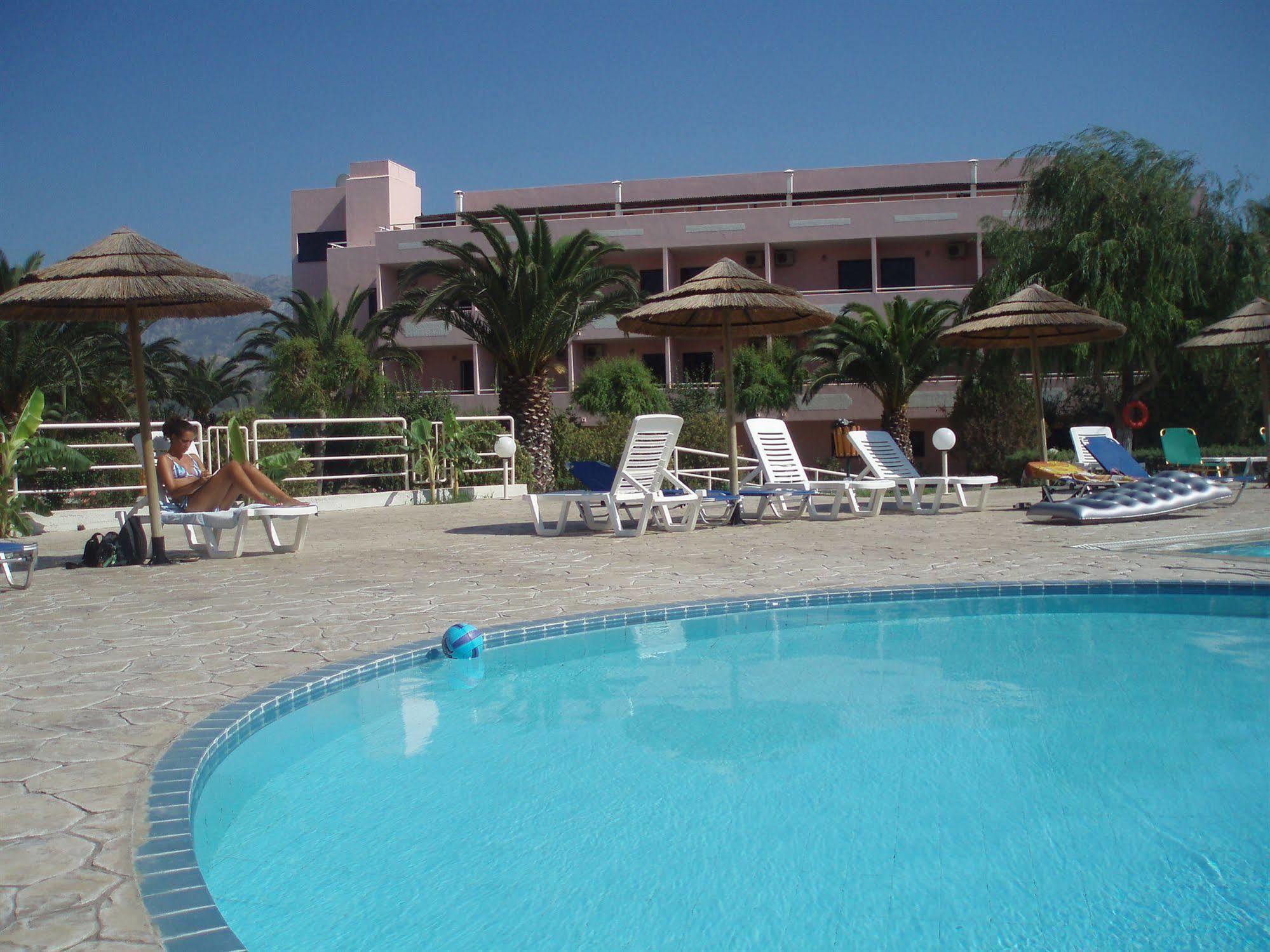 Roseland'S Hotel Marmari  Exterior photo